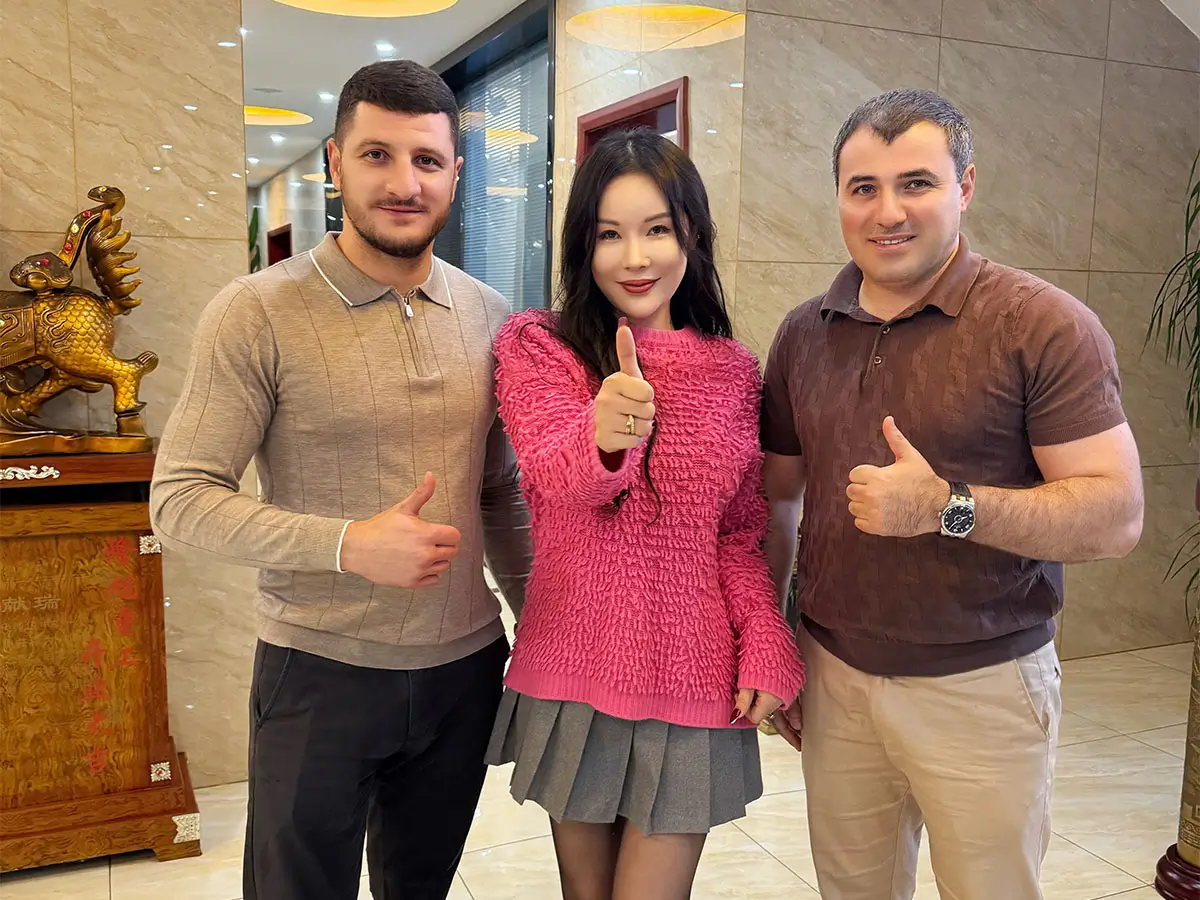 Group Photo with Clients at Longxu Headquarters