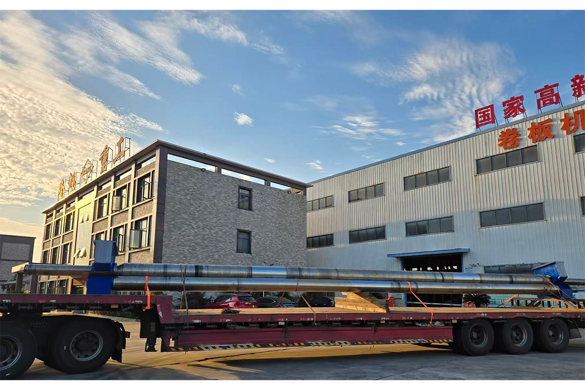 Shipbuilding-plate-rolling-machine-1